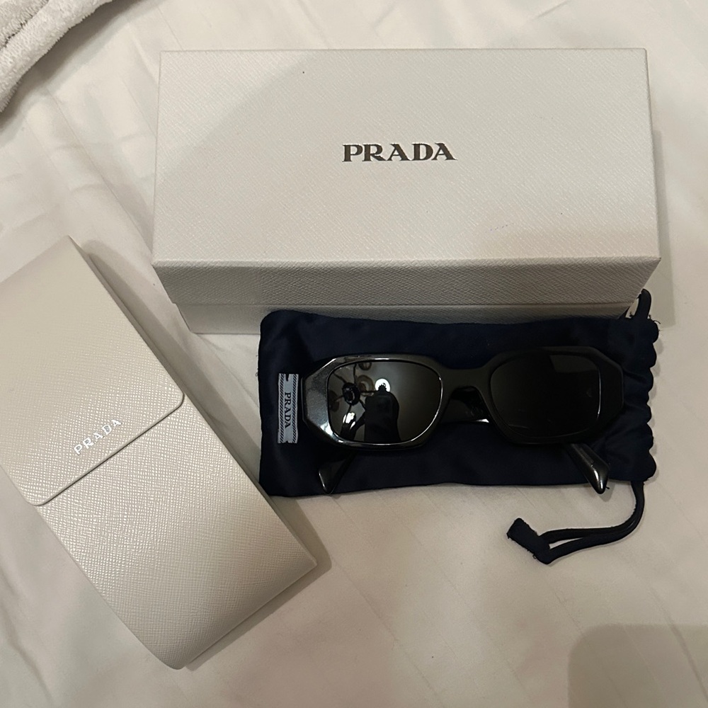Prada Black Sunglasses with White Case